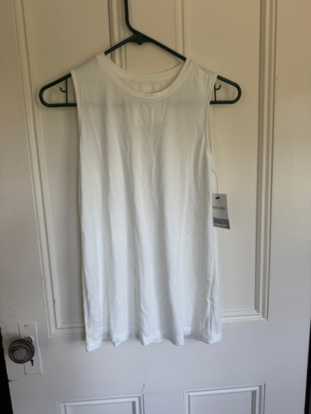 Nine West White Soft Spun Crew Neck Tank Top